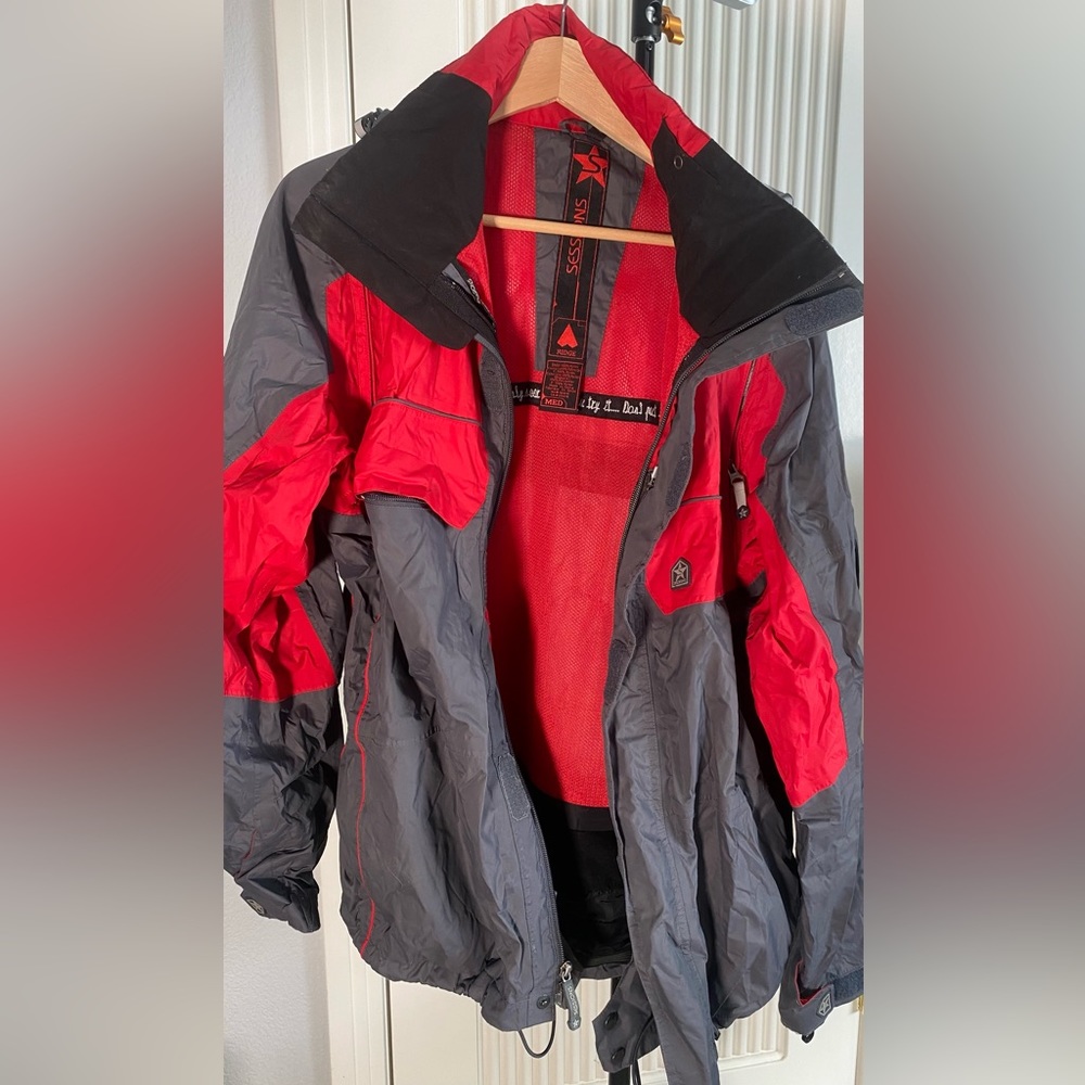 Sessions Men’s Snowboard Jacket Medium Red/Grey